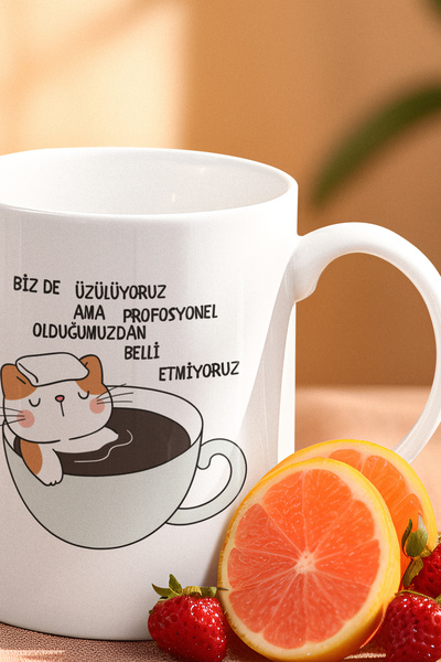 qoeuyl boutique Biz de Üzülüyoruz, Belli Etmiyoruz-Kedi Baskılı Eğlenceli Kom...