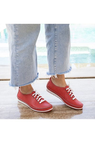 CONSUELO Lace-Up Leather Women's Casual Shoes