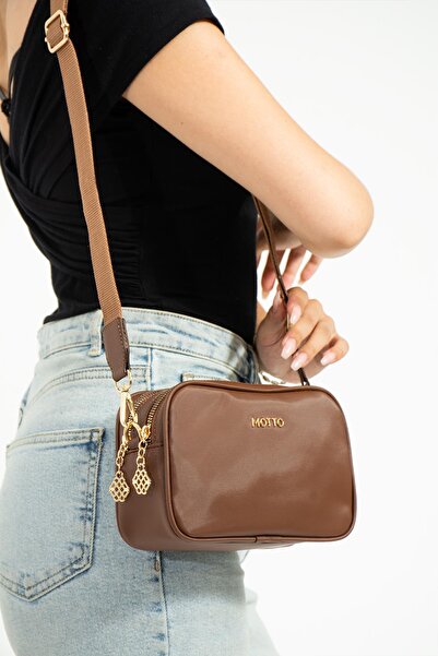 MOGAMS Küçük Boy Astarlı Hafif ve Kullanışlı Saten Kumaşlı Çapraz Askılı ve O...