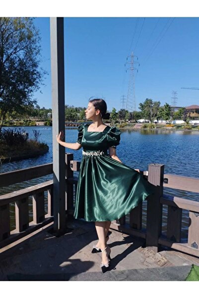 sağlam tasarım Zümrüt Yeşili Krep Saten Kemerli Taş Detaylı Abiye Elbise