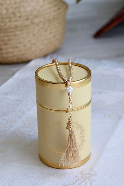 Bilenler Yellow Cylinder Boxed Prayer Rug and Rosary Set - S1040