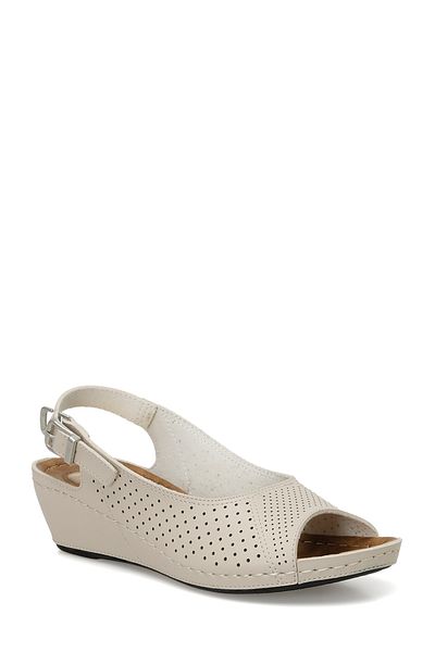 Polaris 162750 .Z4Fx Beige Women's Comfort Sandals