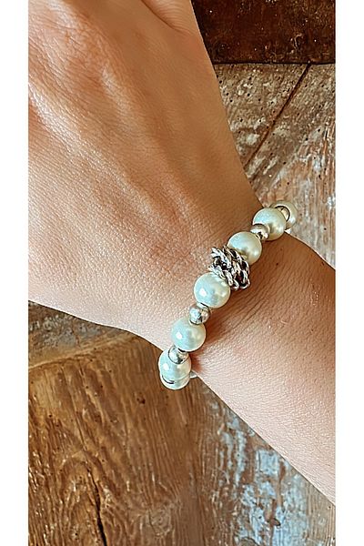 by özllem pearl design bracelet