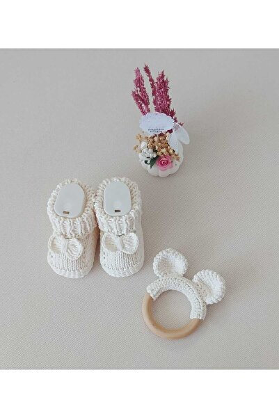 BEGİN مجموعة مزدوجة من القطن العضوي المحبوك يدويًا - أحذية أطفال كريمية للتسنين