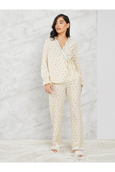 Styli Textured Floral Print Ruffle Sleeve Wrap Shirt & Pyjama Set