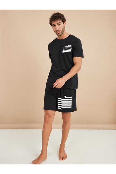 Styli Limosine Placement Print T-shirt and Short Sleep Set