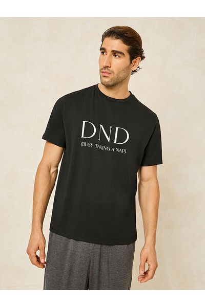 Styli Slogan Print T-Shirt & Solid Pyjama Set