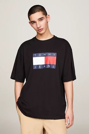 Tommy Hilfiger Erkek Oversize Bayrakl Patenci T Shirt Siyah Fiyat Yorumlar Trendyol