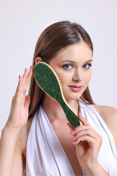 Roberta Lorenz Moss Green Pearlescent Bamboo Toothed Acetate Comb
