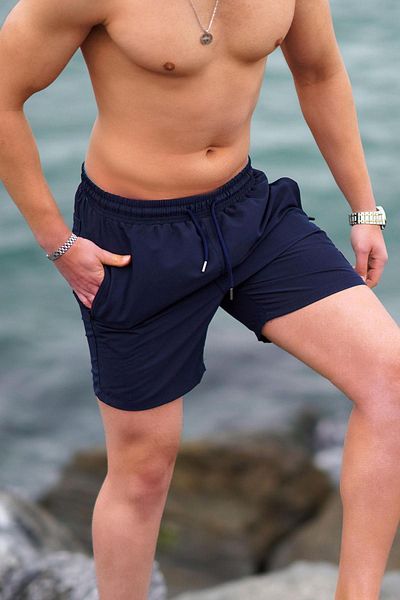 Madmext Marineblaue Badeshorts für Herren – Seitentasche, Modell 7213
