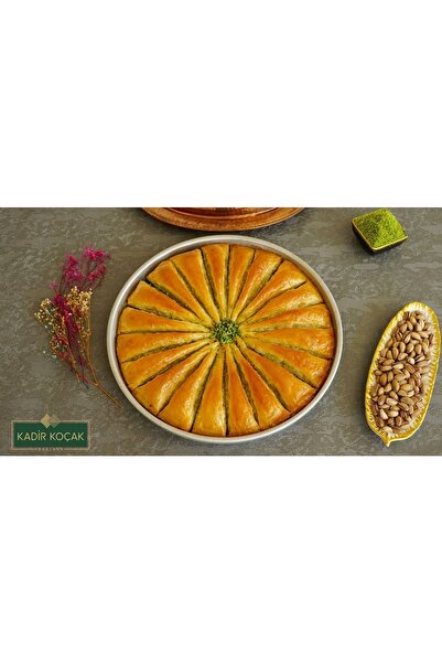 KK Kadir Koçak Baklava Havuç Dilimi 2 Kg Tepsi