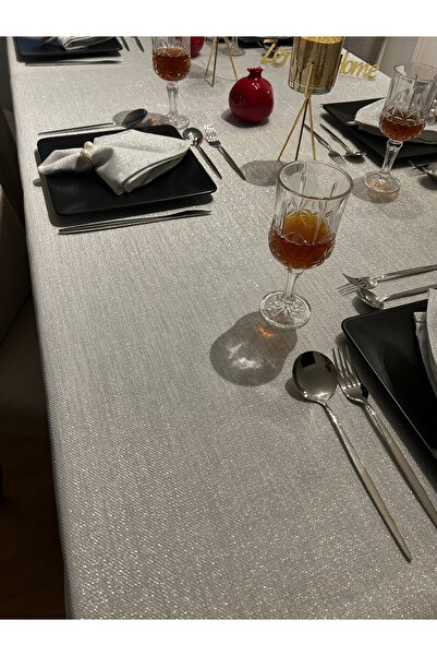 Zeren Home Silver Color Carefree Glitter Tablecloth