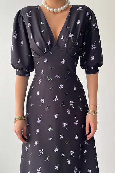 WOMAN VISION Rochie midi neagră florală cu decolteu în V și mânecă cu balon și decupaj clopot - Atlas 153