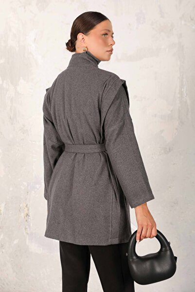 Melike Tatar ANTHRACITE Short Stamp Coat - 32-6501 Model