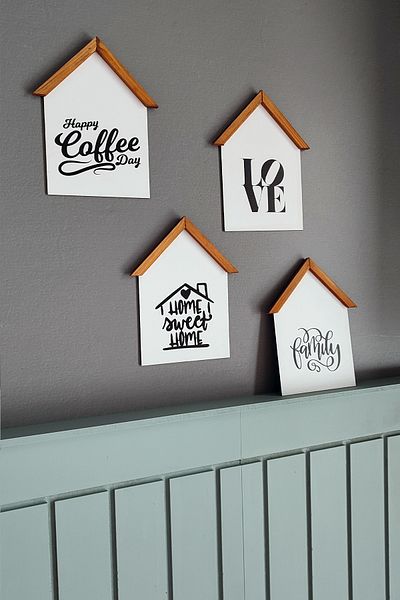 Wooden Factory Magnific set de pictură decorativă în formă de casă pe care îl puteți folosi în fiecare colț al casei tale