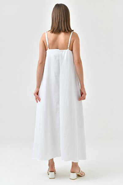 lovebox Bílé večerní šaty Midi – límec do U, nastavitelný popruh, tkanina Aerobin 3378