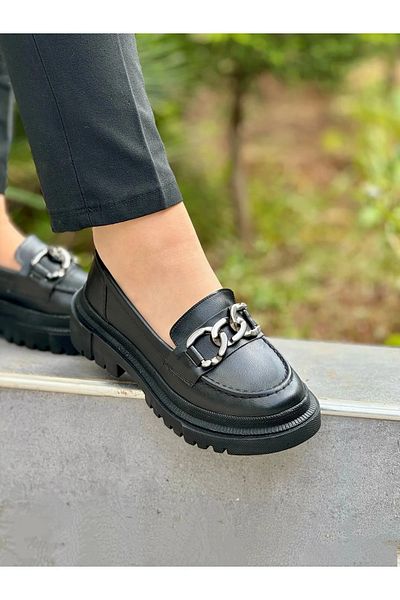 TREND High Base Loafer with Silver Chain Accessories