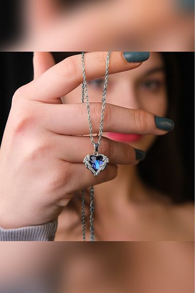 The Collection Vintage Heart Model - Glittering Purple Zircon, Non-Tarnish Silver Steel Necklace