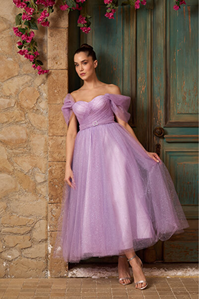 Lenta Moda Lila Simli Drapeli Midi Boy Kemer Detaylı Transparan Abiye ve Gece Elbisesi