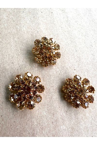 ODDA TASARIM ATÖLYESİ Set of 3 buttons with yellow crystal stones
