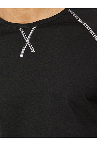 Styli Contrast Stitch T-Shirt & Checked Pyjama Set