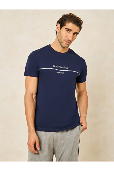 Styli San Francisco Print Crew Neck T-Shirt & Open Hem Pyjama Set