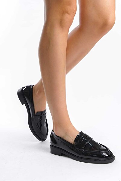 AYAKAPI EVİ kadın laofer siyah rugan ayakkabı