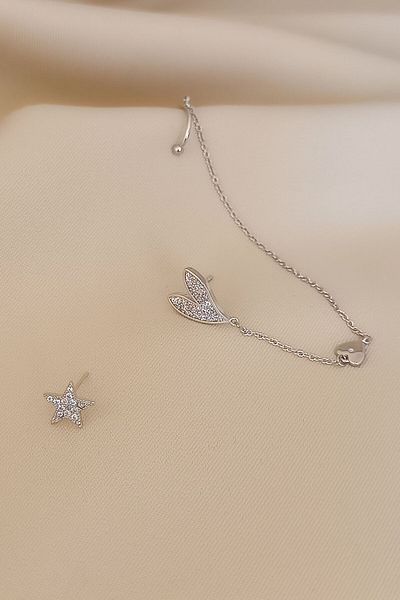 COSİTA Silver Color Chain Dangle Heart Figure Needle and Compression Earrings