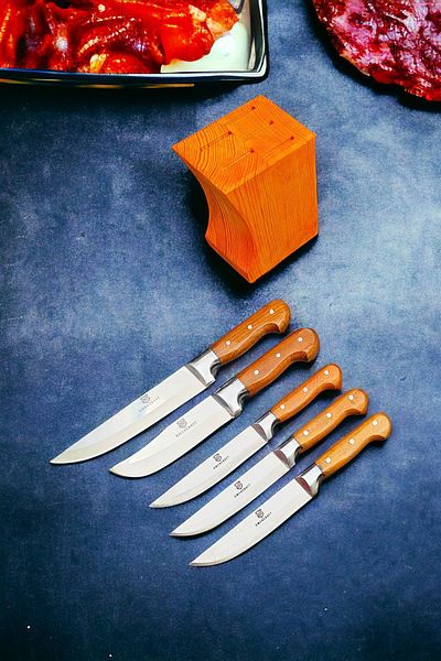 Mrsstore 8 Pcs Kitchen Sacrifice Meat Vegetable Bread Knife Bone Row Masat and Pita Dumpling Knife Sharpening Apparatus