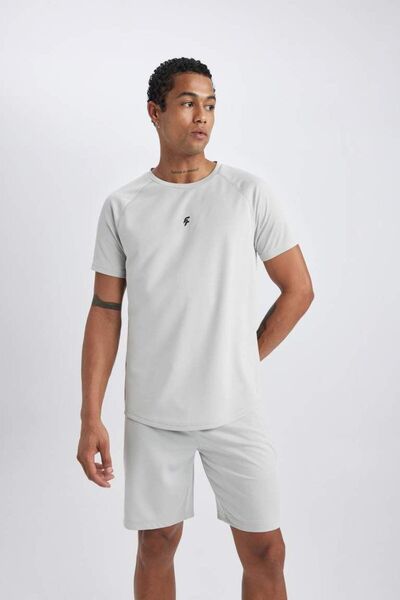 DeFacto Μπλουζάκι DeFactoFit εφαρμοστό με λαιμόκοψη με τύπωμα με κοντό υφασμάτινο μανίκι