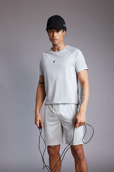 DeFacto DeFactoFit Slim Fit Lapel Printed Short Fabric Sleeve T-shirt