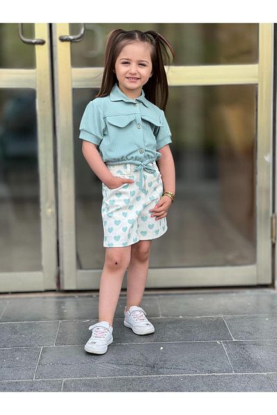 BESVİKA KİDS Girl's Crop Shirt and Heart Shorts Set