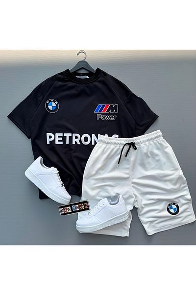 NewCabin Set pantaloni scurți crem tricou negru din bumbac imprimat oversize „BMW PETRONAS”.