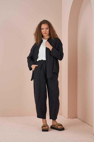 Mevra Black Linen Oversize Tunic Jacket