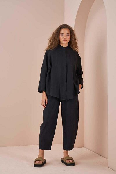 Mevra Black Linen Oversize Tunic Jacket