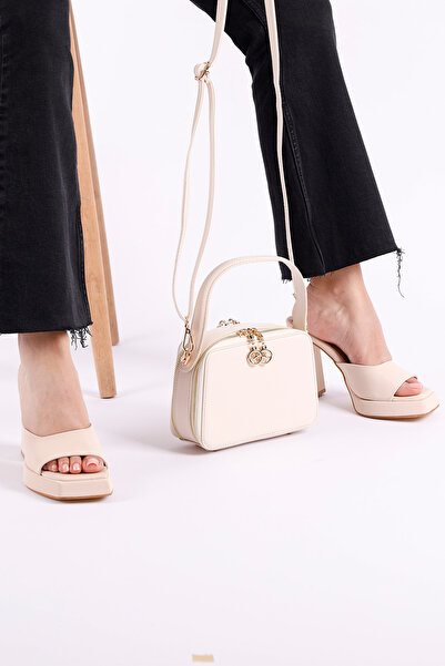 Getcho Gamer Women's Cream Mini Handbag, Crossbody Bag - Round Shape, Artificial Leather, Elegant Looking Simple Stylish Model