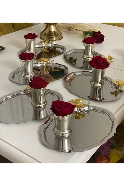 Elzemm store 20*25 سم فراشة فولاذية بيضاوية - دلو ورد أحمر مع مجموعة من 6 قطع