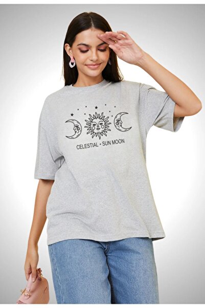 oneagılyazı Oversize kroj Sun Moon Štampano majica