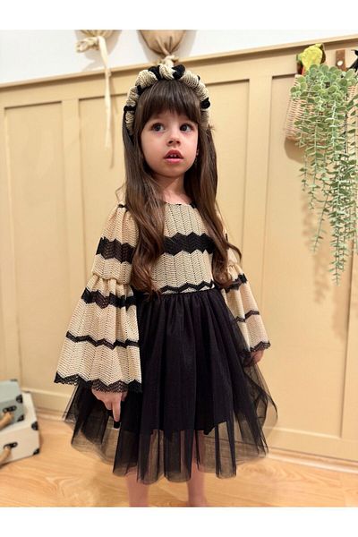 Pop Knitwear Top Skirt Black Tulle Flywheel Sleeves Children's Dress and Crown