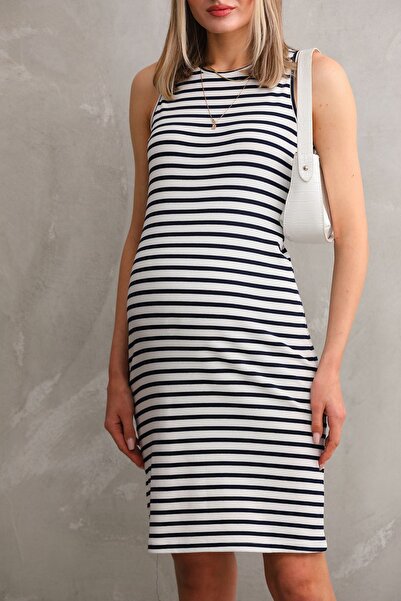 Miss Dünya Lissa Αμάνικο φόρεμα εγκυμοσύνης και εγκυμοσύνης με ριγέ καμισόλε με στρογγυλή λαιμόκοψη