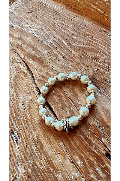 by özllem pearl design bracelet