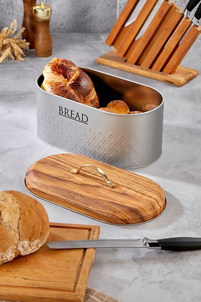 UCR HOME New Pattern Detailed Premium Metal Bread Bowl