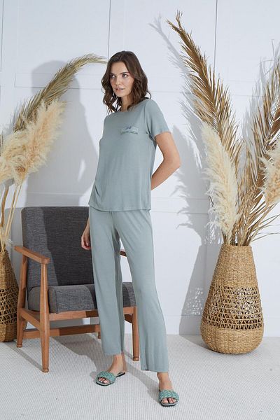 Sevim Green Short Sleeve Women's Pajamas Set - C4T5N9O51
