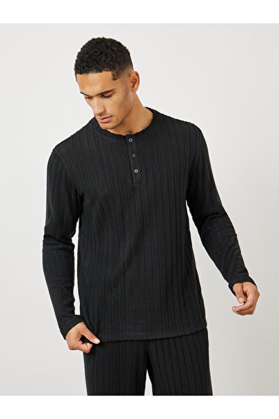 Styli Ribbed T-Shirt & Open Hem Pyjama Set