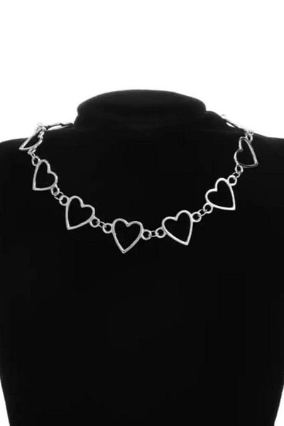 Köstebek Chained Heart Necklace