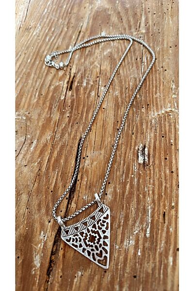 by özllem Tasarım Motif Kolye