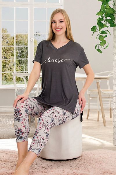 Jenny Daphne Viscose Fabric - Patterned and Slit Comfortable Cut Short Sleeve Capri Pajamas Set 12062