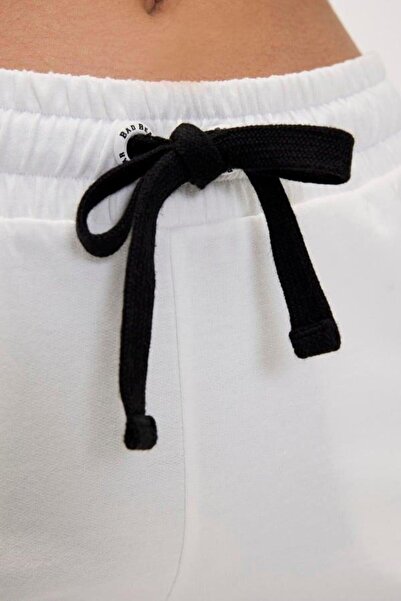 Bad Bear Mia 24.03.18.002B - White Women's Shorts