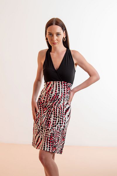 Laranor Red Viscose Double Breasted Collar Swimmer Silk Dress