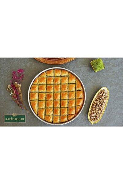 KK Kadir Koçak Baklava Özel Kare Baklava 2 Kg Tepsi